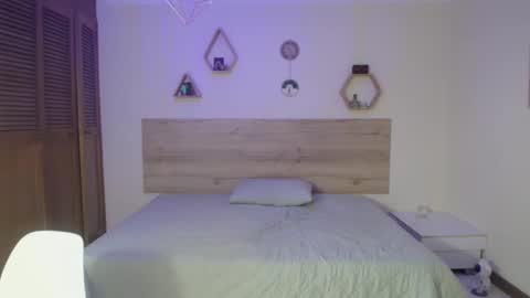 harknite online show from October 24, 11:38 pm