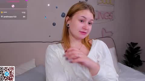 Snapshot of harmony_mills chatting on September 12, 1:07 am Christine online show from September 12, 1:07 am