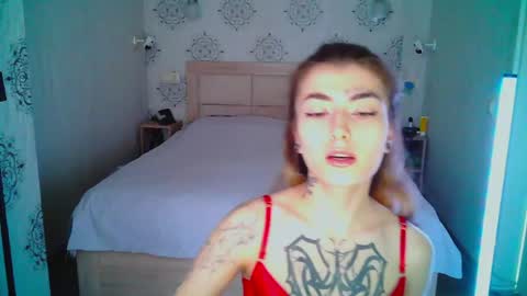 Harris Lola online show from May 11, 11:06 am
