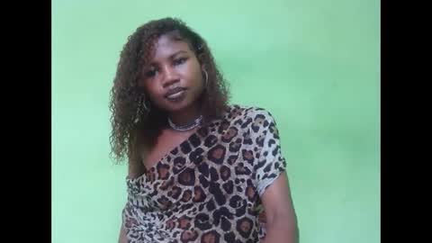 hasleyinah online show from May 11, 9:05 am