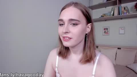 Mia online show from February 20, 6:59 am