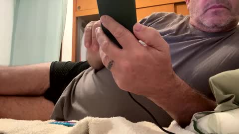 hawks2113 online show from March 1, 11:09 pm