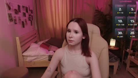 Mia online show from April 11, 7:56 am