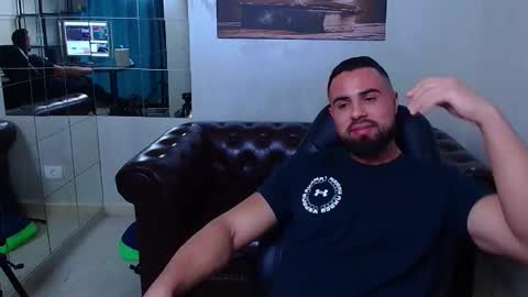 HayesWood online show from December 22, 5:58 am