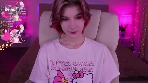 haylaamber online show from February 7, 7:07 am