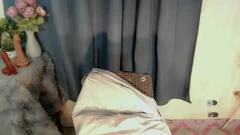 haylee online show from March 12, 1:03 am