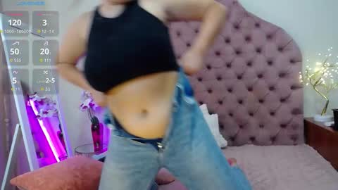 Snapshot of hazel_agata chatting on September 14, 7:32 am Agata online show from September 14, 7:32 am