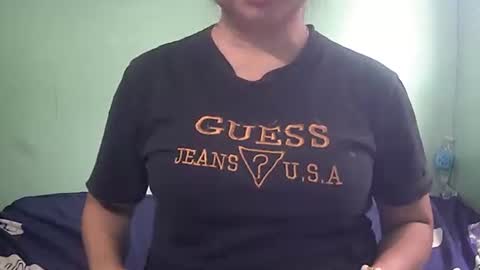 hazeldhane online show from October 29, 4:47 am