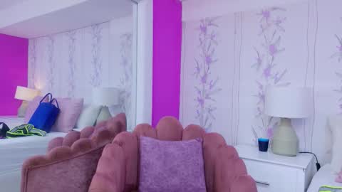 HazelMoret online show from September 26, 11:29 am