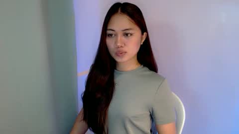 Yoshin online show from December 18, 8:59 pm