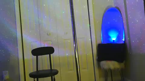 Snapshot of heavenllyy chatting on January 7, 1:06 am Heavenllyy online show from January 7, 1:06 am
