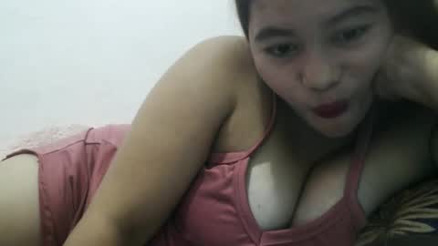 heavenlyeyes69 online show from March 2, 7:15 am