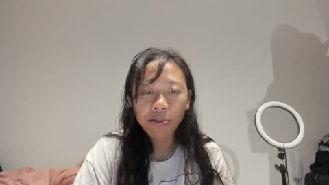 Snapshot of heavenngirlyy444 chatting on December 17, 4:34 am Heaven online show from December 17, 4:34 am