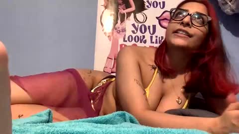 Snapshot of heavensbunny chatting on January 11, 4:27 am heaven the muslim slut online show from January 11, 4:27 am