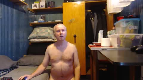 Snapshot of hedonista67 chatting on February 27, 10:11 am hedonista67 online show from February 27, 10:11 am