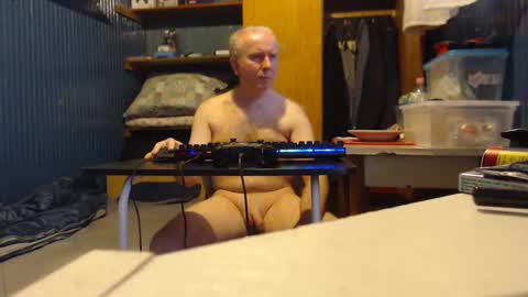 Snapshot of hedonista67 chatting on February 2, 10:56 am hedonista67 online show from February 2, 10:56 am