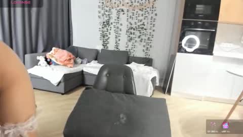 Snapshot of heexhia chatting on October 4, 2:20 am heexhia online show from October 4, 2:20 am