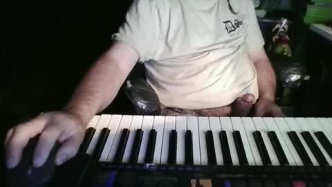 heguy46 online show from May 27, 6:21 am