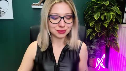 Heidi online show from March 6, 9:14 am