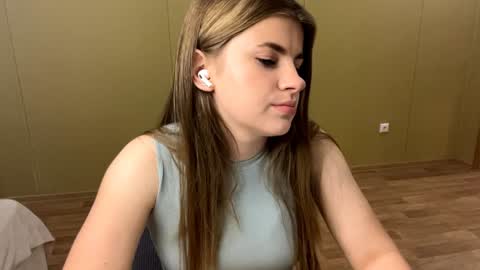 Cia   online show from November 8, 8:23 pm