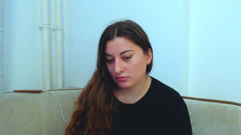 helen_adams_ online show from January 15, 10:59 am