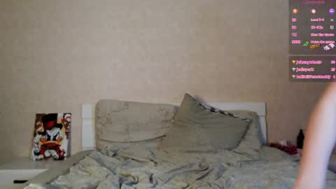  MY NAME IS HELEN WELCOME TO MY ROOM online show from January 12, 4:19 am