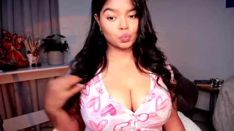 Snapshot of helen_miller chatting on March 7, 1:31 am helen_miller online show from March 7, 1:31 am