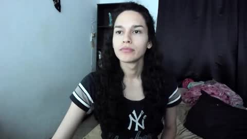 helena_spellman online show from October 3, 9:17 am