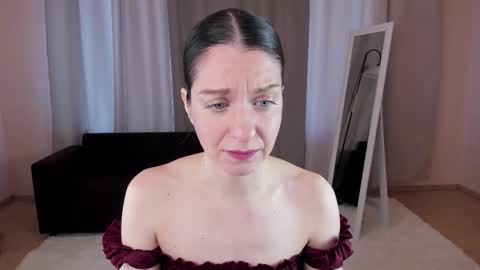 Snapshot of helentasty_ chatting on October 16, 2:55 am Helen online show from October 16, 2:55 am