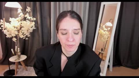Snapshot of helentasty_ chatting on February 26, 6:08 am Helen online show from February 26, 6:08 am