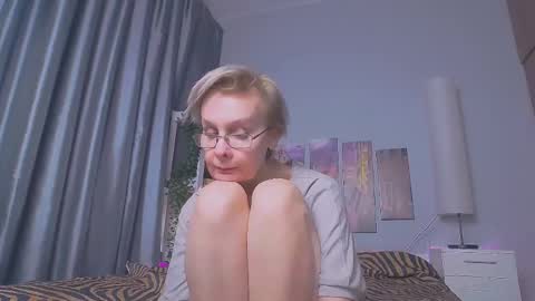 Helga online show from March 5, 12:49 am