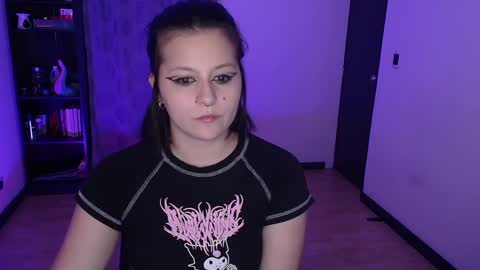 Snapshot of hell_dancer_ chatting on February 7, 2:29 am Lexa online show from February 7, 2:29 am