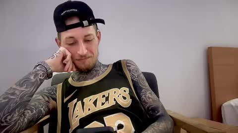 hellacozy online show from March 26, 2:06 am