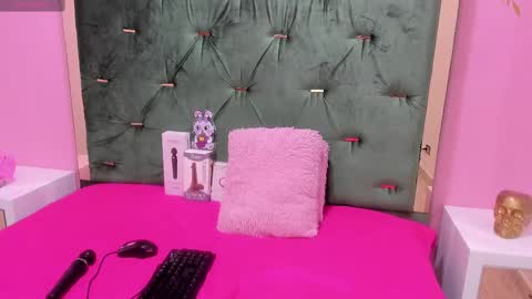 Hellen  online show from February 28, 11:36 am