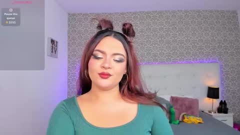 hellen online show from November 26, 5:26 am