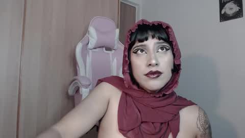 Snapshot of hello_demonkitty chatting on October 1, 7:24 pm SIMONA online show from October 1, 7:24 pm