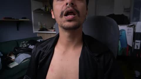 Owner of your wallet  online show from November 16, 9:17 pm