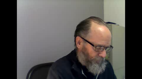 Snapshot of helopilot01 chatting on March 2, 11:31 pm helopilot01 online show from March 2, 11:31 pm