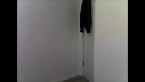 Snapshot of helopilot01 chatting on February 12, 9:11 pm helopilot01 online show from February 12, 9:11 pm