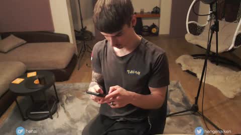 Snapshot of hengen_aiken chatting on February 22, 5:13 pm Hengen Aiken online show from February 22, 5:13 pm