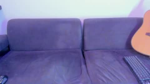 henrik_senn online show from March 3, 8:21 am