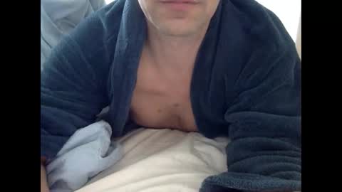 Henryhipster  sub  spank useme new Europe Twink kiss first fit kinky naughty online show from February 2, 2:03 pm