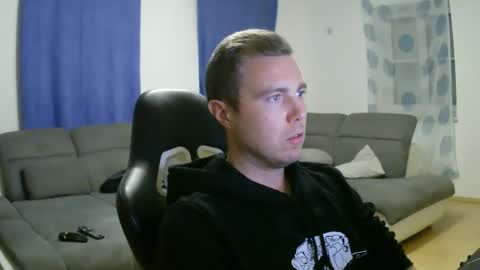 John Pearl online show from March 9, 8:31 pm