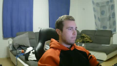 John Pearl online show from January 7, 10:30 pm