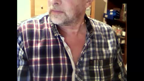 Snapshot of hereford66 chatting on March 12, 8:09 pm hereford66 online show from March 12, 8:09 pm