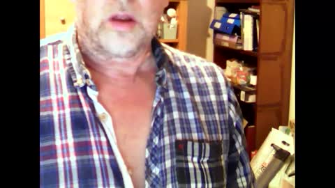 Snapshot of hereford66 chatting on February 17, 2:17 pm hereford66 online show from February 17, 2:17 pm