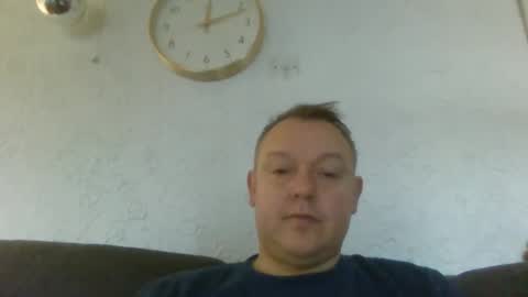 Snapshot of heretoserveyouall chatting on December 24, 12:11 pm heretoserveyouall online show from December 24, 12:11 pm