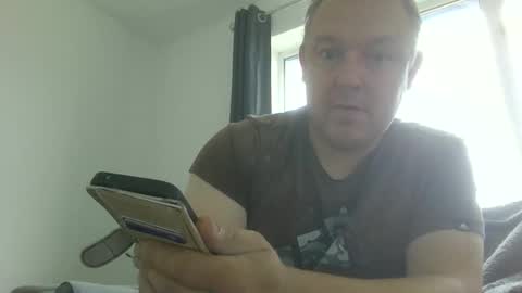 Snapshot of heretoserveyouall chatting on October 4, 3:43 pm heretoserveyouall online show from October 4, 3:43 pm