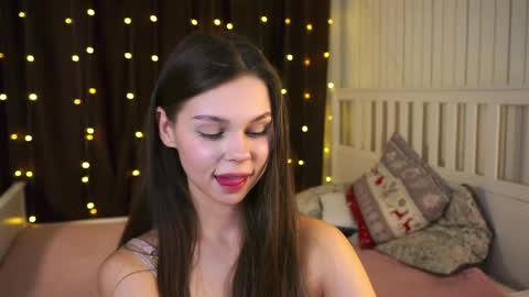 Nicole online show from May 10, 8:04 pm