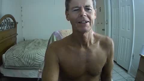 hewes1 online show from September 22, 2:26 am